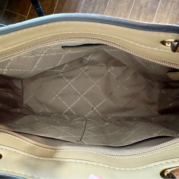 Michael Kors Beige Leather Tote - Picture 3 of 6